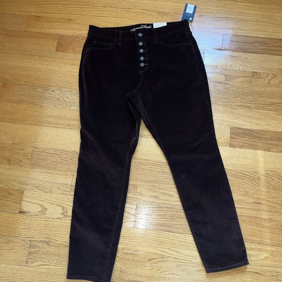 Universal Threads NWT Preppy High Rise Skinny Button Fly Burgundy Corduroy Pants - Picture 7 of 8